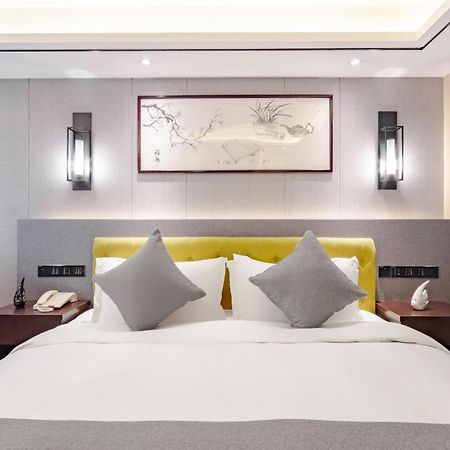 Four Seasons To Shu Hotel Ченду Екстер'єр фото